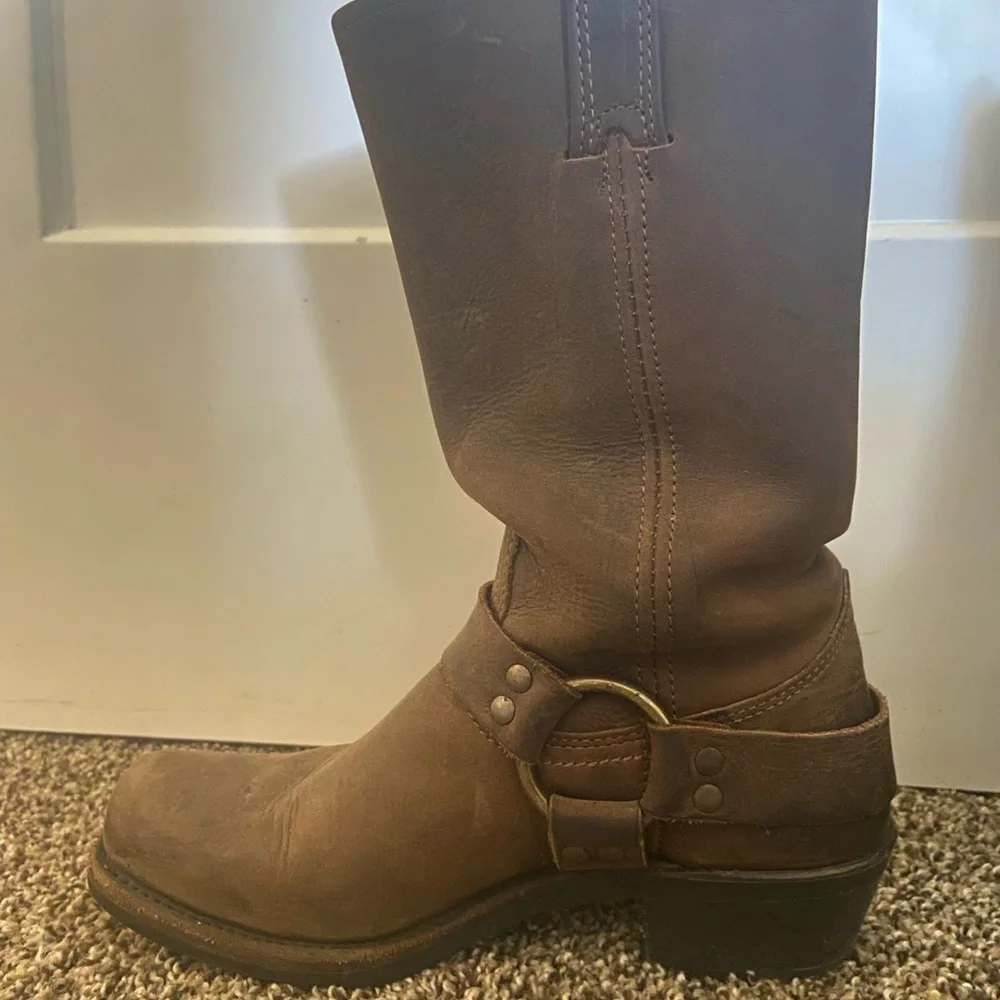 Frye Harness 12R Classic Women’s Boot - Picture 11 of 15